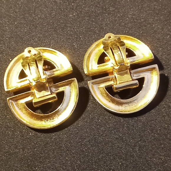 Earrings - Picture 2 of 4